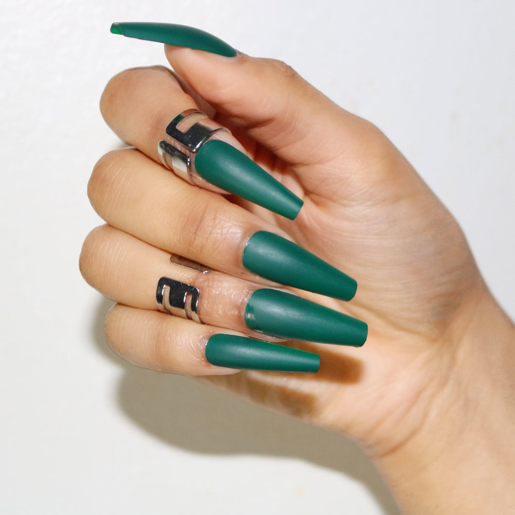 Green Press On Nails